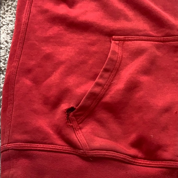 Red Nike jacket - Picture 4 of 5